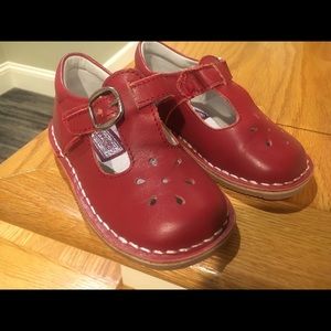 Girl’s Mary Jane shoes size 6 (toddler)